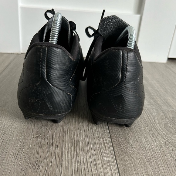 Adidas Predator Edge Soccer Cleats size: 9.5 - Picture 4 of 5